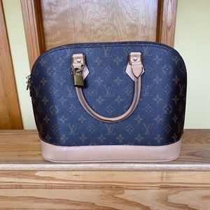 Louis Vuitton Alma Purse